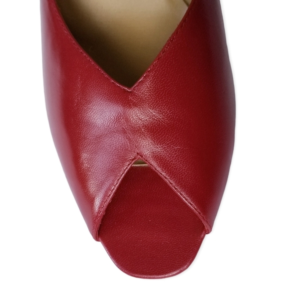 Newport News Red Leather Open Toe High Heel Shoes Woman's Size 8.5 - Picture 4 of 10